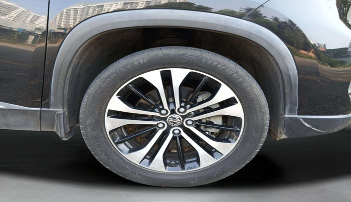 2022 MG HECTOR PLUS SHARP 1.5 PETROL TURBO CVT 6-STR, Petrol, Automatic, 10,957 km, Right Front Wheel