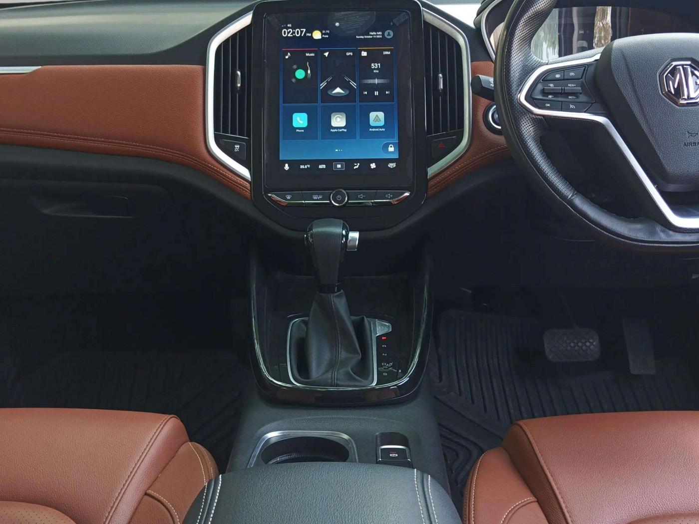 2022 MG HECTOR PLUS SHARP 1.5 PETROL TURBO CVT 6-STR, Petrol, Automatic, 10,957 km, Air Conditioner