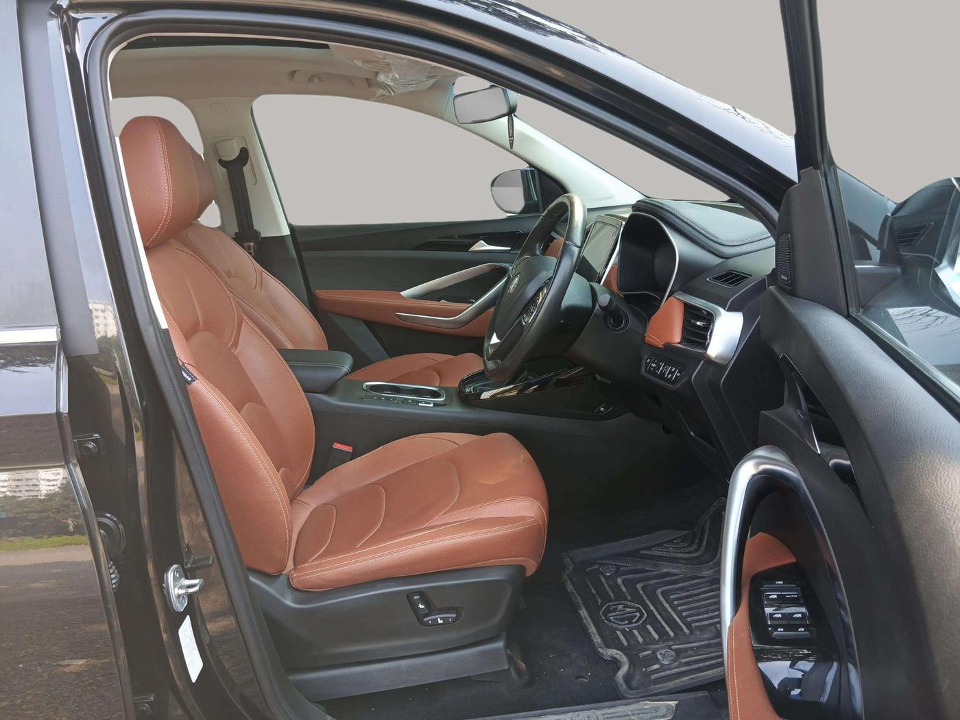 2022 MG HECTOR PLUS SHARP 1.5 PETROL TURBO CVT 6-STR, Petrol, Automatic, 10,957 km, Right Side Front Door Cabin