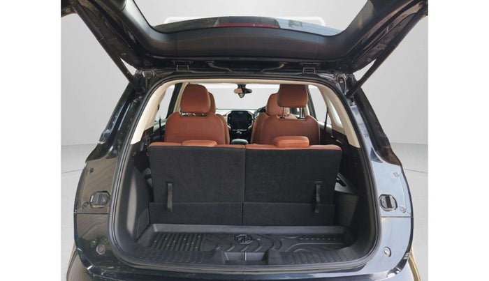 2022 MG HECTOR PLUS SHARP 1.5 PETROL TURBO CVT 6-STR, Petrol, Automatic, 10,957 km, Boot Open Zoomed View