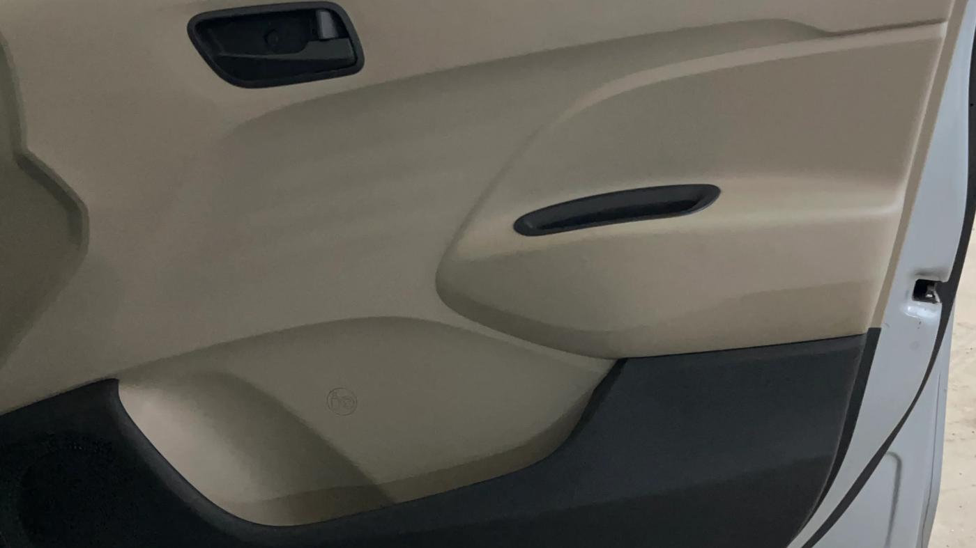 2019 Hyundai NEW SANTRO SPORTZ MT, Petrol, Manual, 24,037 km, Driver Side Door Panels Control