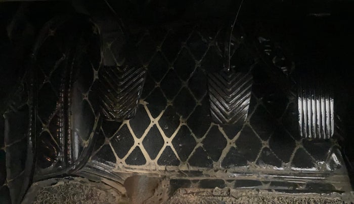 2019 Hyundai Verna 1.6 VTVT SX, CNG, Manual, 88,114 km, Pedals