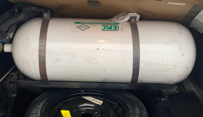 2019 Hyundai Verna 1.6 VTVT SX, CNG, Manual, 88,114 km, Boot Inside