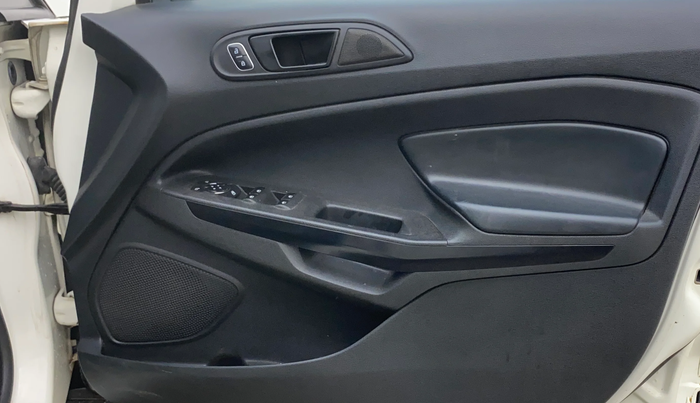 2021 Ford Ecosport AMBIENTE 1.5L DIESEL, Diesel, Manual, 1,27,845 km, Driver Side Door Panels Control