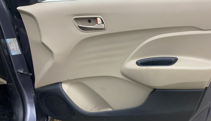 2019 Hyundai NEW SANTRO MAGNA AMT, Petrol, Automatic, 62,719 km, Driver Side Door Panels Control