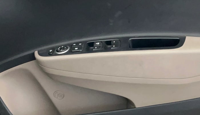 2019 Hyundai Grand i10 SPORTZ 1.2 KAPPA VTVT, Petrol, Manual, 6,852 km, Driver Side Door Panels Control