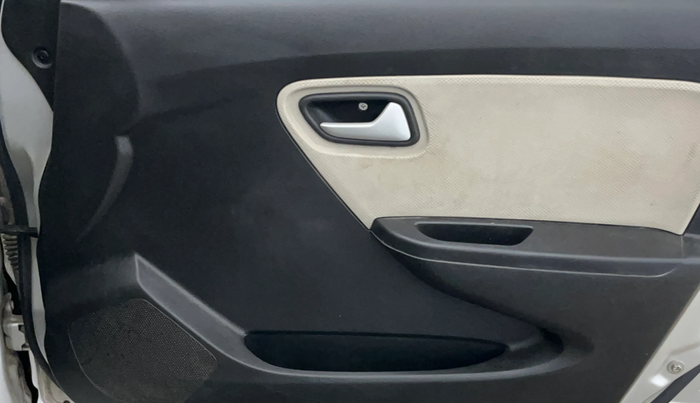 2022 Maruti Alto LXI O, Petrol, Manual, 23,870 km, Driver Side Door Panels Control