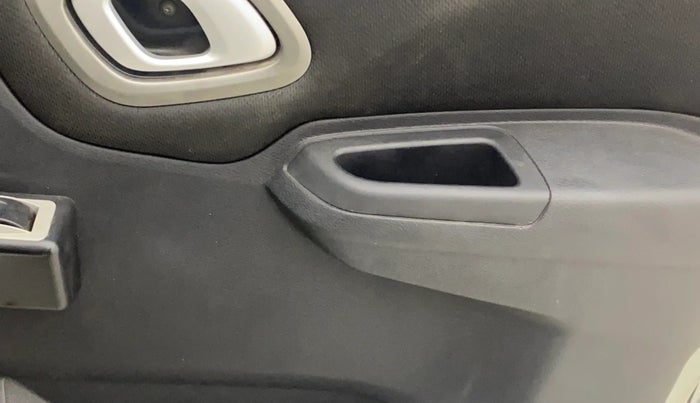 2021 Datsun Redi Go T, Petrol, Manual, 79,652 km, Driver Side Door Panels Control