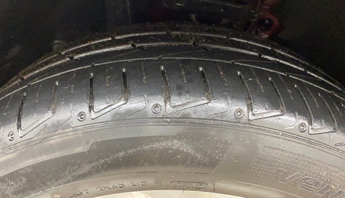 2020 Volkswagen TIGUAN ALL SPACE 2.0 TSI, Petrol, Automatic, 36,059 km, Left Front Tyre Tread