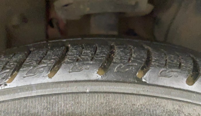 2021 Tata ALTROZ XZ PETROL, Petrol, Manual, 31,006 km, Right Front Tyre Tread