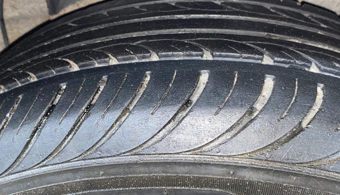 2013 Hyundai i20 SPORTZ 1.2, Petrol, Manual, 53,130 km, Left Rear Tyre Tread