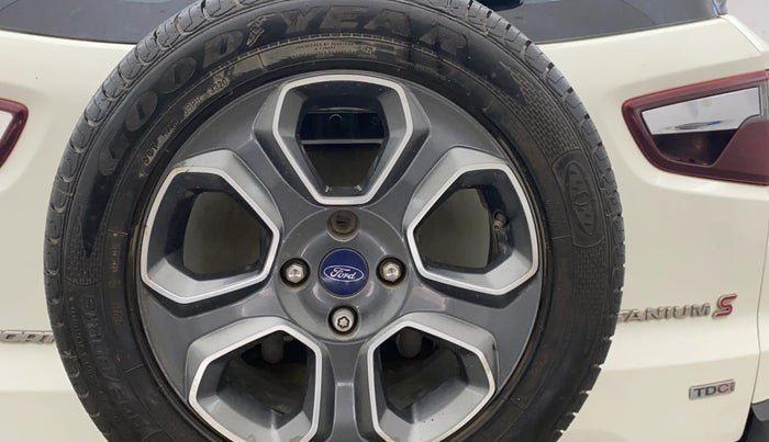 2020 Ford Ecosport TITANIUM 1.5L SPORTS(SUNROOF) DIESEL, Diesel, Manual, 72,241 km, Spare Tyre