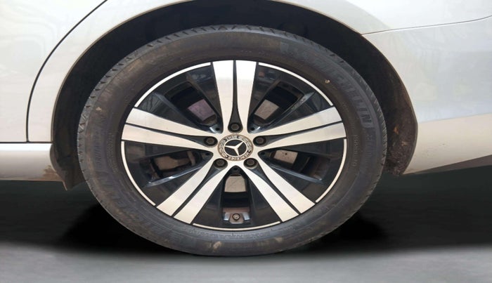2022 Mercedes Benz C Class  C 220d, Diesel, Automatic, 20,252 km, Left Rear Wheel