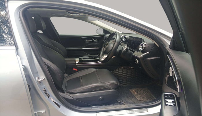 2022 Mercedes Benz C Class  C 220d, Diesel, Automatic, 20,252 km, Right Side Front Door Cabin