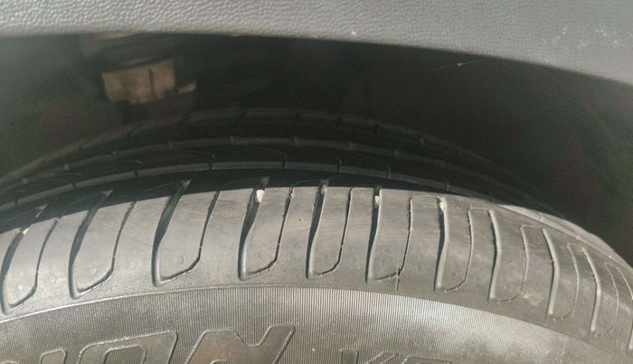 2022 Mercedes Benz GLC CLASS 220d 4MATIC , Diesel, Automatic, 44,168 km, Right Rear Tyre Tread