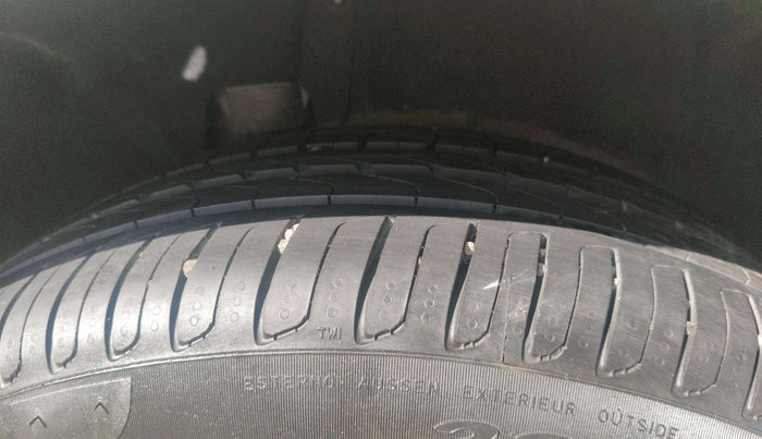 2022 Mercedes Benz GLC CLASS 220d 4MATIC , Diesel, Automatic, 44,168 km, Left Front Tyre Tread
