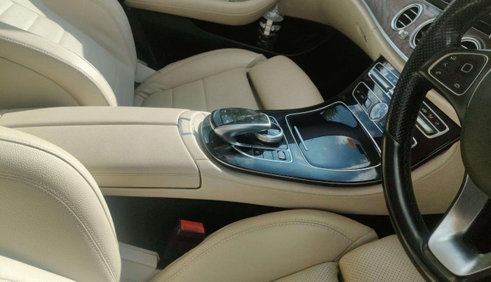 2018 Mercedes Benz E Class E 220 CDI AVANTGARDE, Diesel, Automatic, 61,782 km, Gear Lever