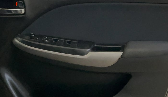 2021 Maruti Baleno ZETA PETROL 1.2, CNG, Manual, 61,943 km, Driver Side Door Panels Control