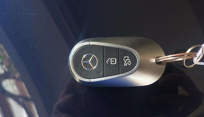 2022 Mercedes Benz C Class C 220d PROGRESSIVE, Diesel, Automatic, 49,453 km, Key Close Up