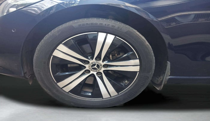 2022 Mercedes Benz C Class C 220d PROGRESSIVE, Diesel, Automatic, 49,453 km, Left Front Wheel
