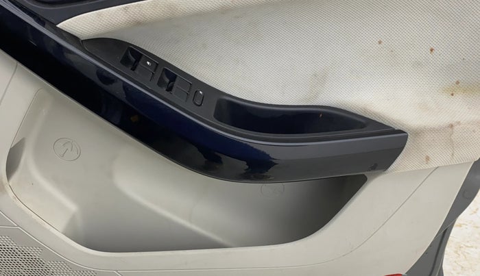 2021 Tata NEXON XZA PLUS (O) PETROL, Petrol, Automatic, 9,239 km, Driver Side Door Panels Control