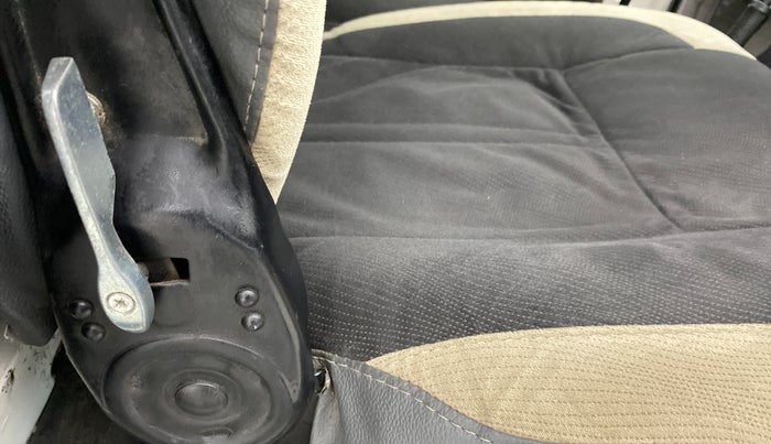 2016 Maruti OMNI E 8 STR, Petrol, Manual, 35,981 km, Driver Side Adjustment Panel