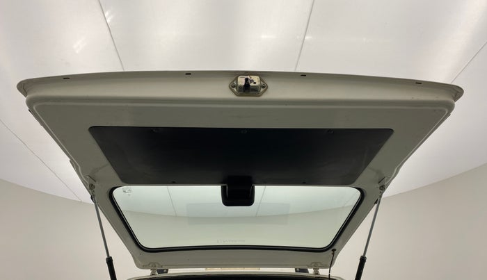 2016 Maruti OMNI E 8 STR, Petrol, Manual, 35,981 km, Boot Door Open