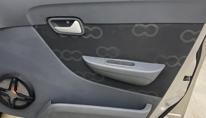 2015 Maruti Alto 800 LXI, Petrol, Manual, 71,911 km, Driver Side Door Panels Control