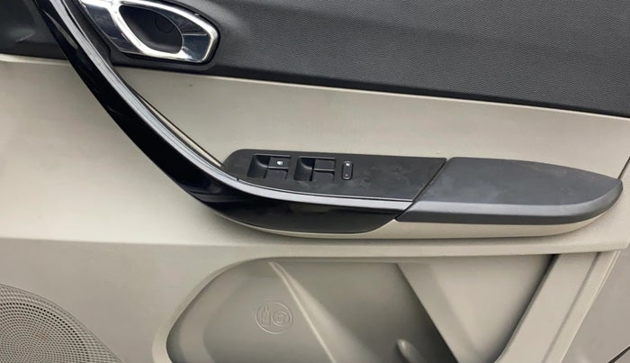 2018 Tata Tiago XZA PETROL, Petrol, Automatic, 56,890 km, Driver Side Door Panels Control
