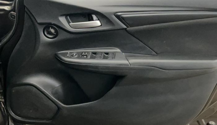 2018 Honda WR-V 1.2L I-VTEC S MT, Petrol, Manual, 62,639 km, Driver Side Door Panels Control