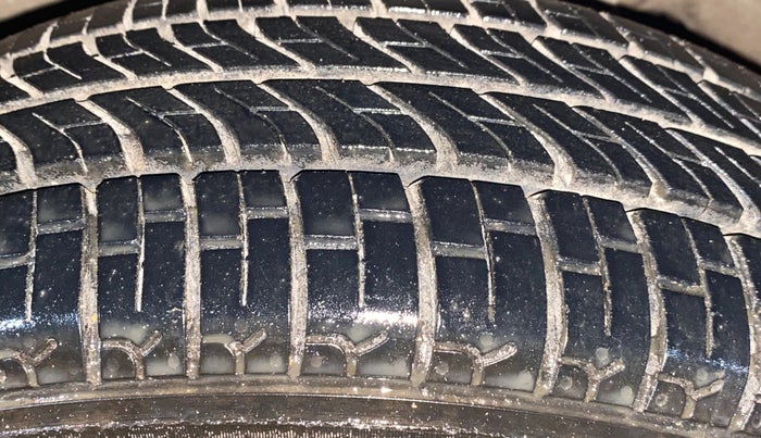 2018 Maruti Alto K10 VXI, Petrol, Manual, 14,399 km, Left Front Tyre Tread