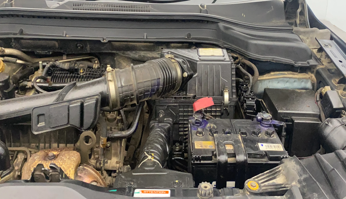 2021 Mahindra XUV300 W4 1.2 PETROL, Petrol, Manual, 54,726 km, Engine View - Left