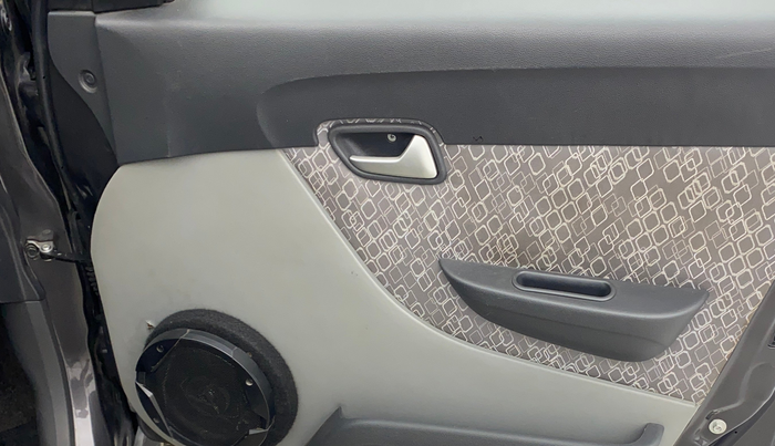 2018 Maruti Alto 800 LXI, Petrol, Manual, 27,472 km, Driver Side Door Panels Control