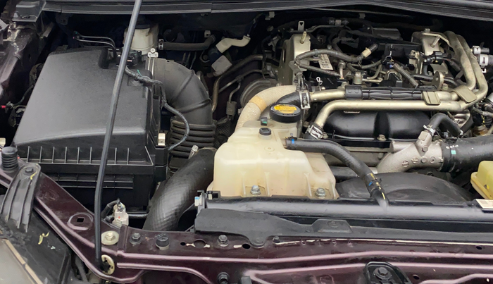 2016 Toyota Innova Crysta 2.4 VX 7 STR, Diesel, Manual, 68,815 km, Engine View - Right