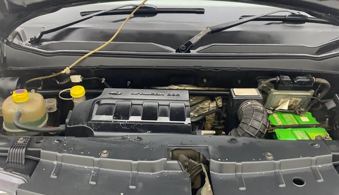 2016 Mahindra Kuv100 K6 5 STR, Petrol, Manual, 84,140 km, Engine View