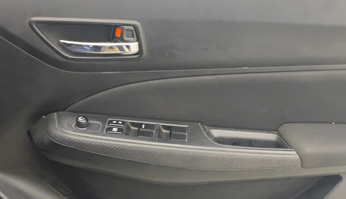 2019 Maruti Swift VXI AMT, Petrol, Automatic, 38,694 km, Driver Side Door Panels Control