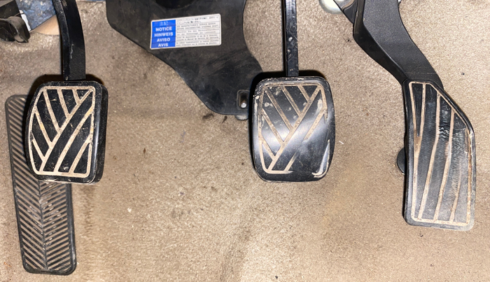 2017 Maruti Ciaz ZETA 1.4  MT PETROL, Petrol, Manual, 1,01,901 km, Pedals