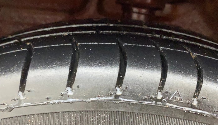 2016 Maruti Celerio VXI AMT, Petrol, Automatic, 47,463 km, Left Front Tyre Tread