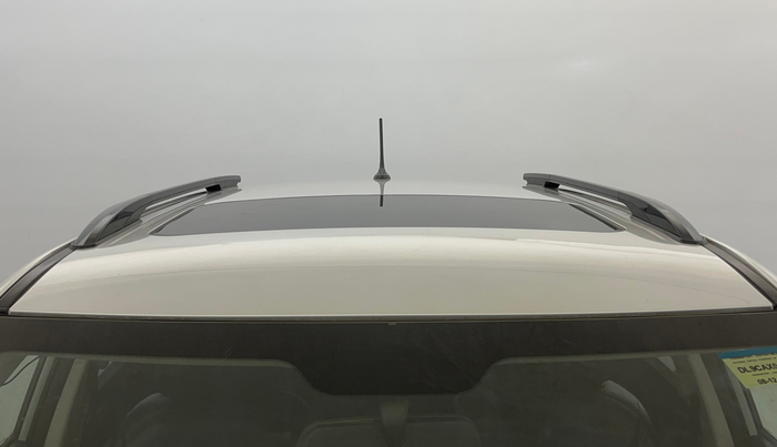 2021 Mahindra XUV300 W6 1.5 Sunroof Diesel, Diesel, Manual, 71,527 km, Moonroof/ Sunroof