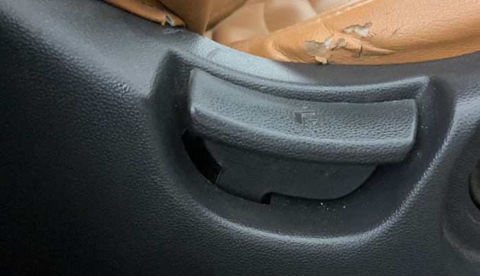 2018 Hyundai Elite i20 ASTA 1.2  CVT, Petrol, Automatic, 70,605 km, Driver Side Adjustment Panel