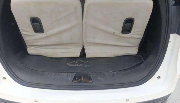 2022 Mahindra XUV700 AX 5 D MT 7 STR, Diesel, Manual, 37,686 km, Boot Inside