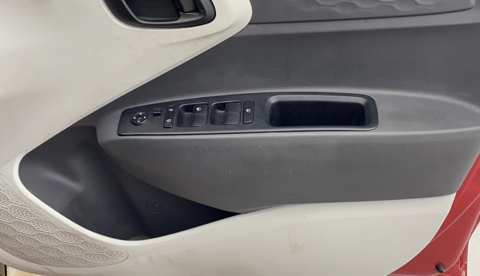 2021 Hyundai GRAND I10 NIOS MAGNA 1.2 KAPPA VTVT, Petrol, Manual, 46,902 km, Driver Side Door Panels Control