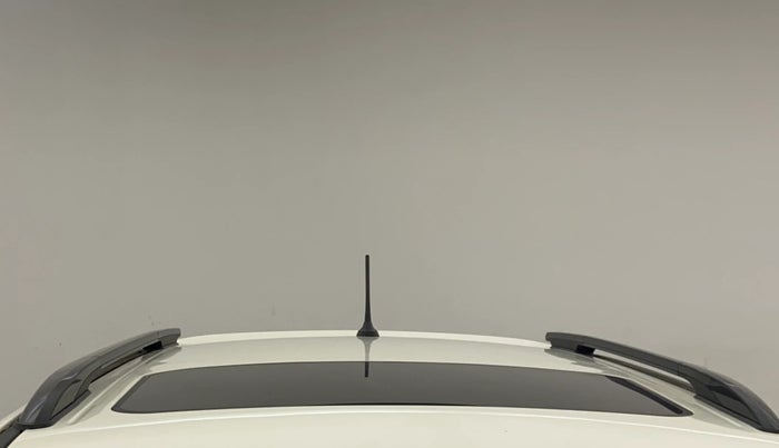 2022 Mahindra XUV300 W8 (O) 1.5 DIESEL, Diesel, Manual, 78,278 km, Moonroof/ Sunroof