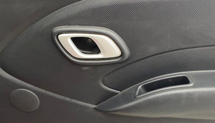 2018 Datsun Redi Go T(O) 1.0 AMT, Petrol, Automatic, 47,779 km, Driver Side Door Panels Control