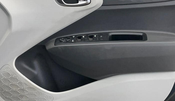 2019 Hyundai GRAND I10 NIOS ASTA 1.2 KAPPA VTVT, Petrol, Manual, 71,089 km, Driver Side Door Panels Control