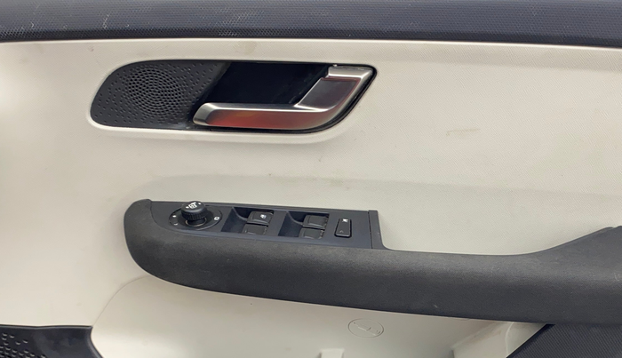 2023 Tata ALTROZ XZ PLUS PETROL, Petrol, Manual, 9,601 km, Driver Side Door Panels Control