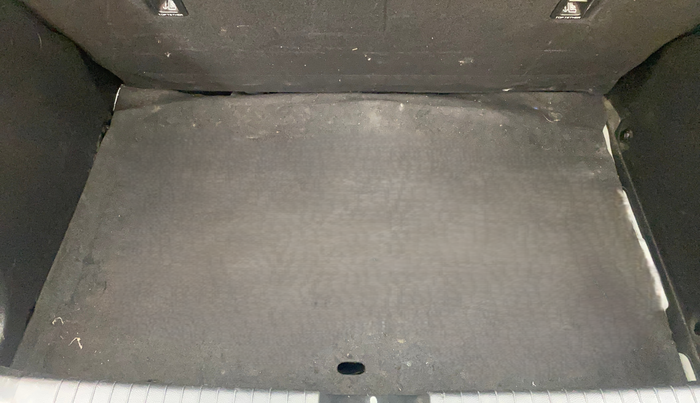 2018 Hyundai i20 Active 1.2 SX, Petrol, Manual, 1,04,549 km, Boot Inside