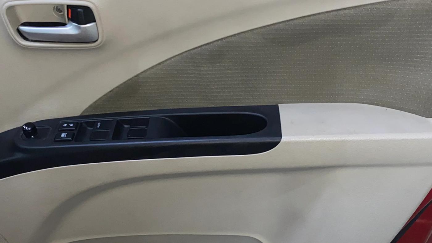 2018 Maruti Celerio ZXI, Petrol, Manual, 13,740 km, Driver Side Door Panels Control