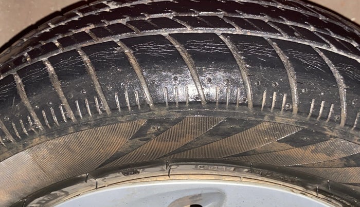 2018 Maruti Celerio ZXI, Petrol, Manual, 13,740 km, Right Front Tyre Tread