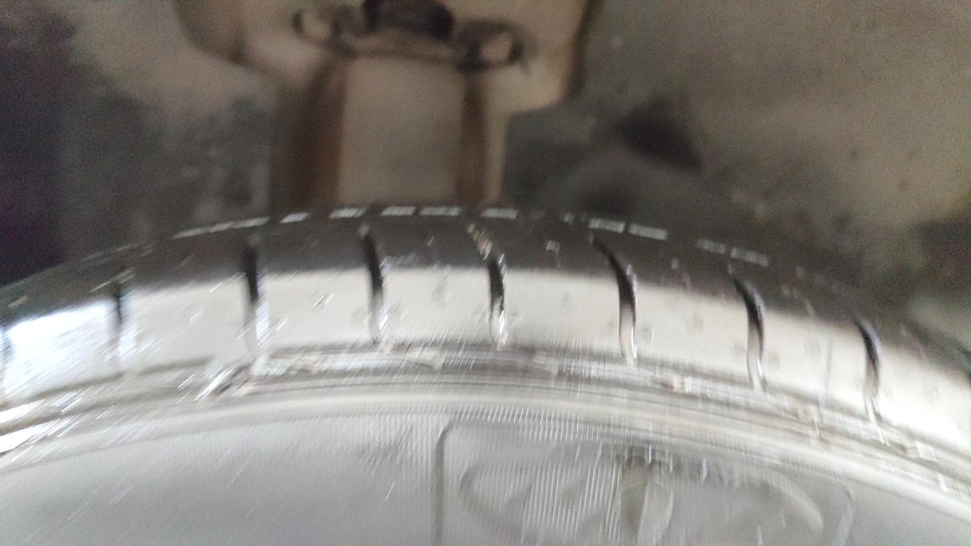 2019 MG HECTOR SHARP 1.5 DCT PETROL, Petrol, Automatic, 31,231 km, Right Rear Tyre Tread
